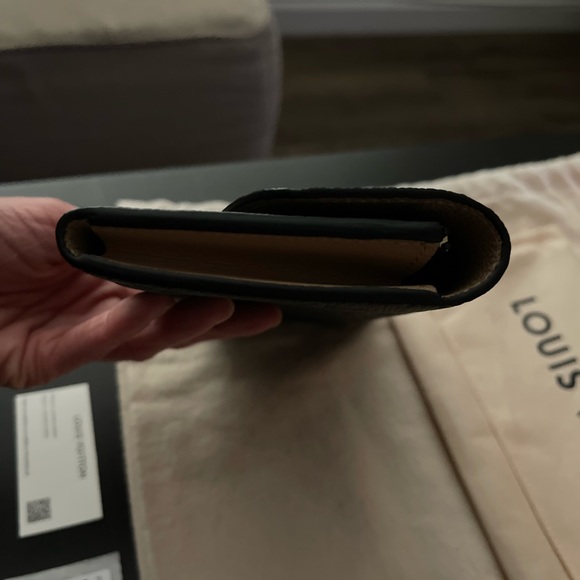 Emilie Wallet - Monogram Empreinte Leather
Black - Picture 8 of 15